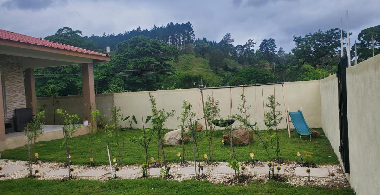 Sunflower Village Villa Girasoles Jarabacoa Exterior photo