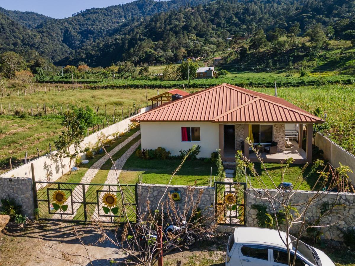 Sunflower Village Villa Girasoles Jarabacoa Exterior photo